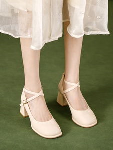 中式复古旗袍鞋粗跟单鞋夏季女鞋交叉绑带玛丽珍高跟鞋女白色婚鞋