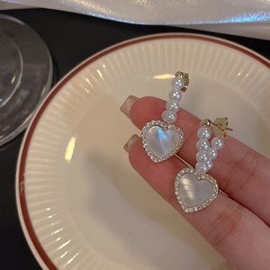 银针珍珠镶钻爱心耳环简约时尚OL设计感耳钉耳坠韩国气质超仙耳饰