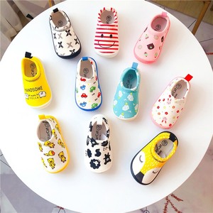 日本儿童室内帆布地板鞋男女家居家童鞋幼儿园一脚蹬拖鞋春秋保暖