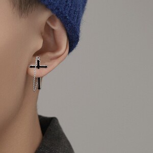 男士耳钉耳链男潮个性十字架痞帅单只设计感小众嘻哈男生耳饰耳坠
