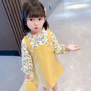 巴拉巴拉韩系潮流儿童1-5岁女宝宝小清新连衣裙春秋童装新款女童