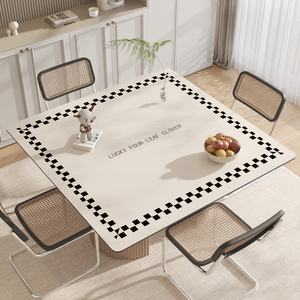 轻奢高级感正方形餐桌布免洗防油防水皮革茶几桌垫麻将桌四方桌布