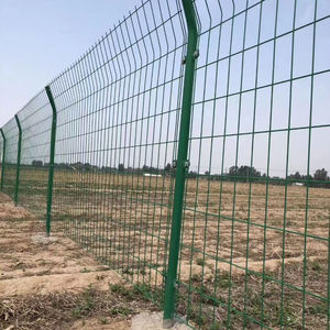 铁丝网围栏高速公路护栏网双边丝护栏网围栏果园钢丝网高速路护栏