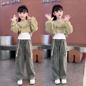 品巴拉巴拉女童夏季套装2024新款韩版儿童洋气卫衣牛仔裤三件套潮