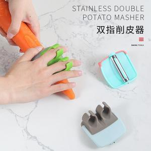创意不锈钢削皮器保护手指瓜刨去皮刀水果瓜皮刮皮器刨子塑料瓜刨