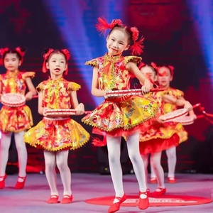 六一儿童说唱中国红演出服喜庆秧歌服太平女儿鼓民族风舞蹈表演服