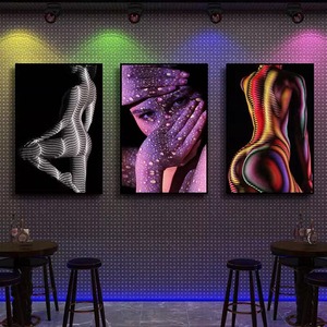 北欧裸女性感曲线人体光影艺术装饰画酒吧夜店客厅玄关背景墙挂画