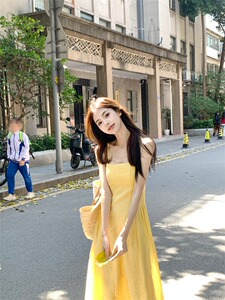 IEF/爱依服黄色吊带连衣裙女装夏季新款收腰气质长裙海边度假裙子