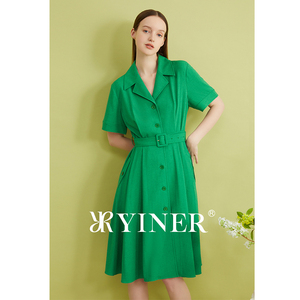 艾虫音儿专选女装2024夏季新款绿色复古法式纹理印花连衣裙