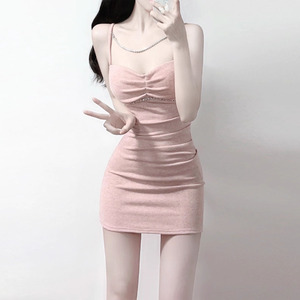 粉色名媛吊带裙小个子高级感短款紧身包臀裙性感直播女主播衣服夏