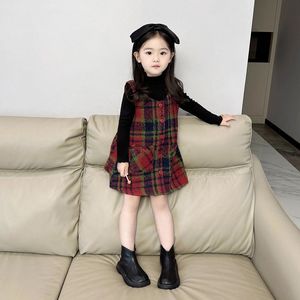 巴拉巴拉韩系韩系女童秋季套装2024新款中小童格子毛呢裙两件套洋
