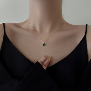施华洛世奇适用水晶简约轻奢绿水晶吊坠项链女小众设计感高级锁骨