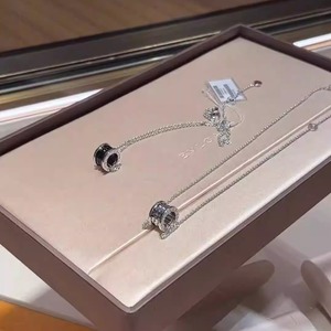 24新款bvlgari/宝格丽慈善款项链小红人黑陶瓷男女情侣款锁骨链