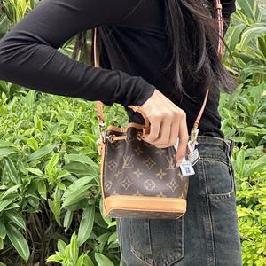 lv女包新款小水桶 nanonoe 小迷你 lvnano 路易威登 lv官方旗舰店