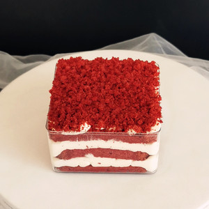 红丝绒乳酪盒子