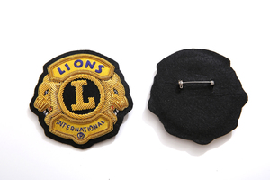 国际狮子会LIONS印度丝徽章西服外套背包旅行箱百搭胸章纪念勋章