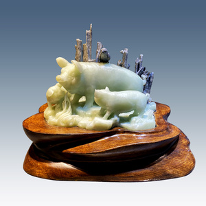 天然玉石岫玉摆件原石玉雕精品俏色巧雕生肖福猪多子多福小摆客厅