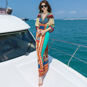 新款波西米亚复古长裙泰国普吉岛海边度假沙滩裙女收腰显瘦连衣裙