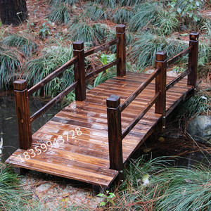 防腐木拱桥碳化木景观桥庭院花园小桥进口实木平板花园小木桥订做