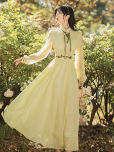 2024春季新款法式宫廷风仙女气质长袖连衣裙子高级感显瘦公主长裙
