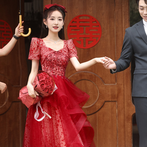 红色婚纱敬酒服2024新款新娘高级感在逃公主法式订婚礼服高端大气