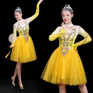 现代舞演出服短裙灯火里的中国舞蹈服装开场舞大合唱团伴舞连衣裙