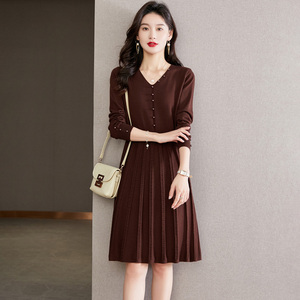 冬天穿的长款连衣裙