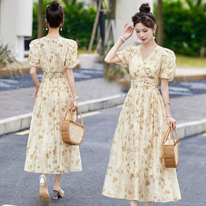 天丝麻连衣裙女夏季法式高级感收腰遮肚子显瘦减龄气质印花裙子