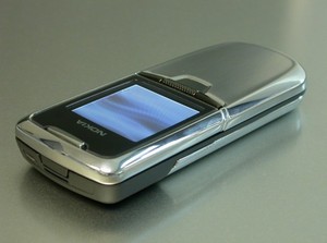 Nokia/诺基亚 8800 二手原装正品 金属滑盖 经典手机黄金色不锈钢