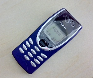 诺基亚8210