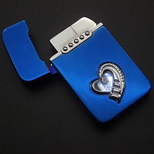 创意个性爱心带灯防风打火机直冲白灯发光充气金属蓝火焰潮流礼物