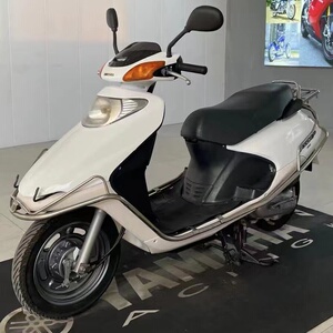 原装正品五羊本田小公主100cc喜悦男女款踏板燃油代步摩托车整车