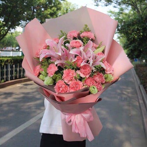 三八妇女节鲜花速递四川省遂宁广元泸州广安市同城配送康乃馨花束