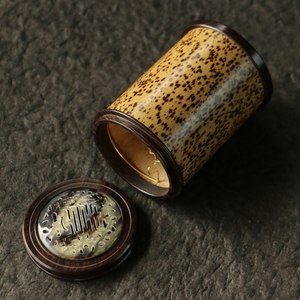 精选十几年芝麻竹老料苏工精工制作黑檀木口盖牛角蒙心蝈蝈罐虫具