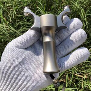 正品新款锁凤9全钛合金tc21大威力弹弓高精度圆头可旋转打鱼玩具