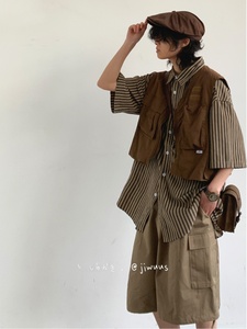 日系复古短款咖啡色工装马甲男女生休闲学院风摄影夏季机能外套潮