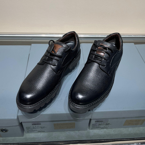 路卡迪龙男装专柜正品 秋冬鹿皮皮质绑带款商务黑色皮鞋371215202