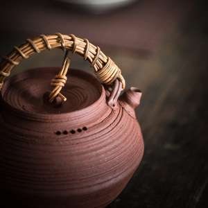 【卜器·三舍】景德镇 纯手工 陶艺煮水壶 藤把提梁壶 煮茶壶