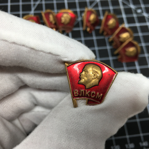 苏联共青团团徽列宁头像徽章胸章奖章铜制珐琅原版莫斯科造币厂