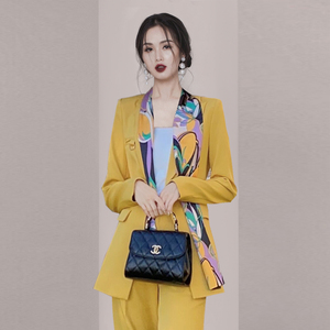 2022年春季新款搭配丝巾黄色女士西装套装通勤两件套装休闲职业装