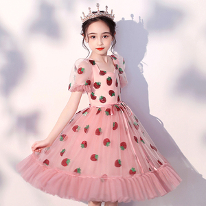 儿童公主裙粉红色