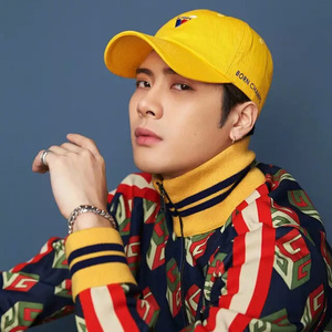 中国有嘻哈明星王嘉尔同款鸭舌帽潮流韩版男帅气简约百塔棒球帽女