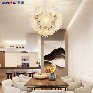 冠雅 创意温馨花朵吊灯个性现代简约餐厅卧室房间灯具灯饰G555-1