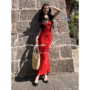 Rouje Kora复古时尚红色碎花吊带连衣裙女夏季法式高级感深v长裙