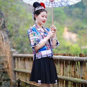 苗族2021新款少数民族风贵州湘西女装显瘦收腰短款秋季四件套服装