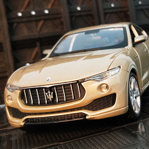 玛莎拉蒂模型车