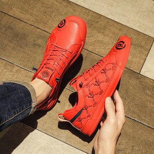 本命年红色男鞋真皮鞋子男款春季新年款男士休闲板鞋小红鞋男轻奢