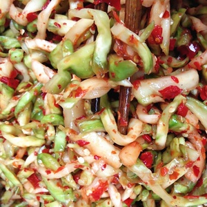 新鲜香辣榨菜湖南特产正宗农家自制下饭菜脆爽坛子菜500g即食咸菜