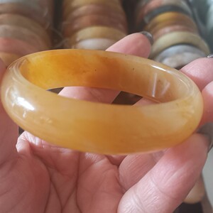 新疆金丝玉杜热红手镯60圈口