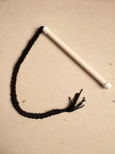 王二小放羊娃赶羊放羊鞭子演出道具儿童舞台表演摄影道具